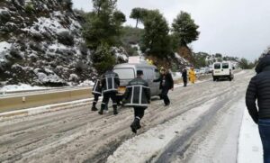 ثلوج كثيفة وامطار غزيرة على هذه المناطق من الوطن