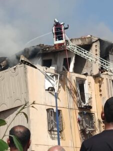عنابة…انقاد رضيعة تحت الأنقاض إثر انفجار عمارة
