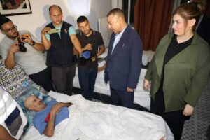 وزير الداخليّة يزور المتضررين من الحرائق في مستشفيات عنابة